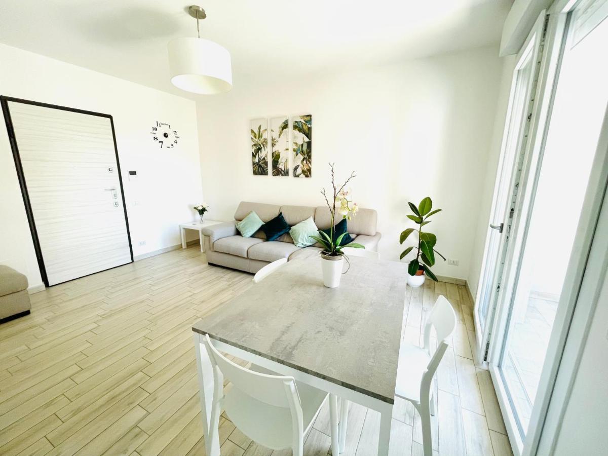 Emme Apartment Cagliari Buitenkant foto